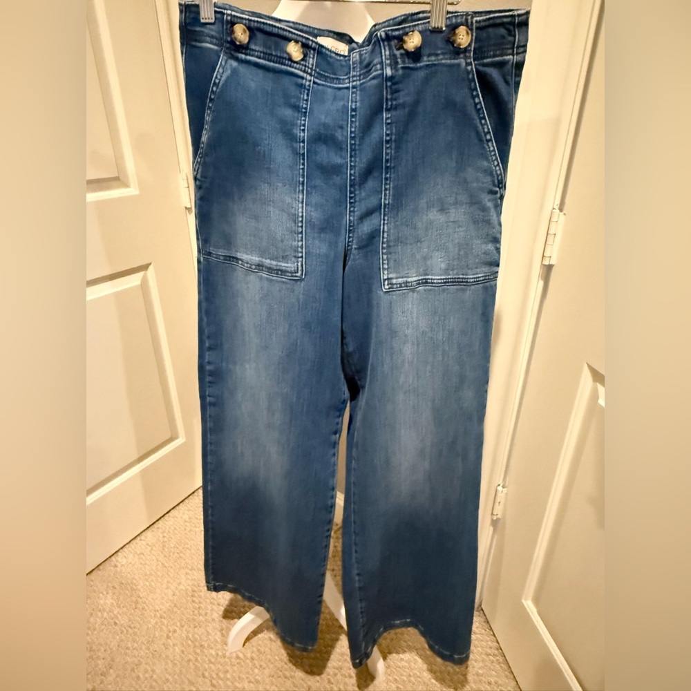 Pilcro, dark denim wide leg, NWOT and never worn, size 31